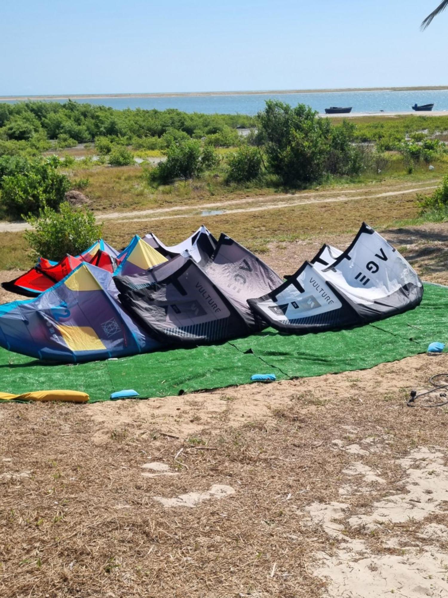 Pousada Ventos Do Guajiru-Casa De Kitesurfistas Itarema Exterior foto